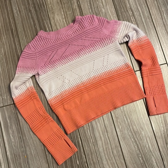 IVIVVA sweater - Picture 2 of 14